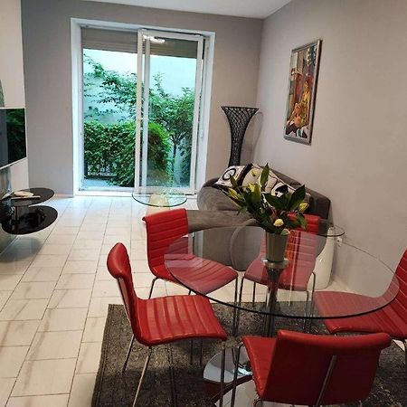 Central Vienna Apartment With Unique 40M2 City Garden & Self Check In Экстерьер фото