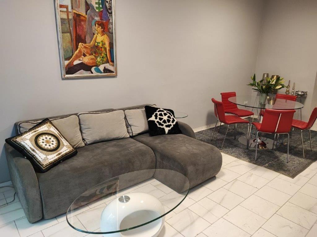 Central Vienna Apartment With Unique 40M2 City Garden & Self Check In Экстерьер фото