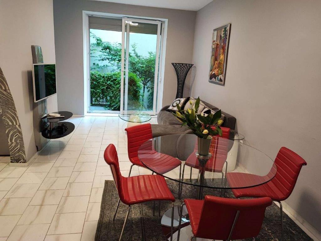 Central Vienna Apartment With Unique 40M2 City Garden & Self Check In Экстерьер фото