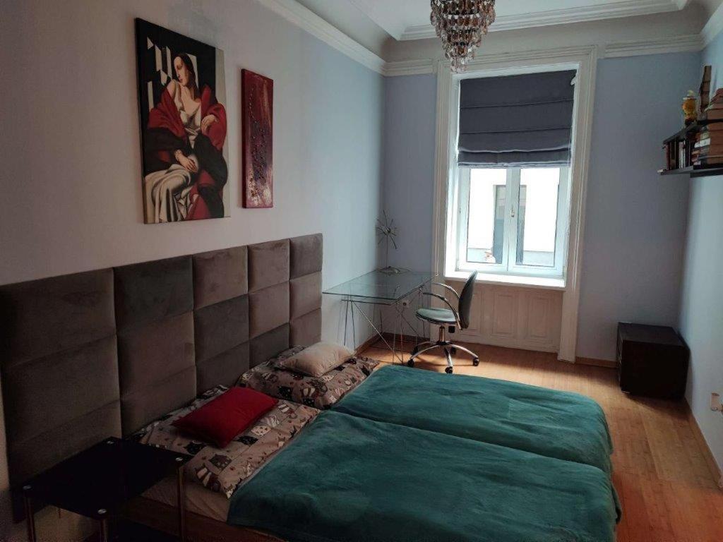 Central Vienna Apartment With Unique 40M2 City Garden & Self Check In Экстерьер фото